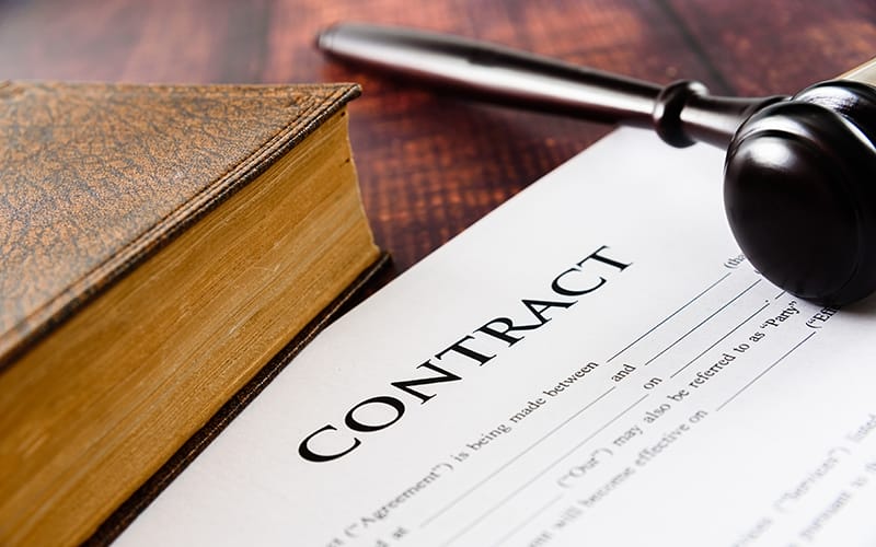 legal contract and gavel